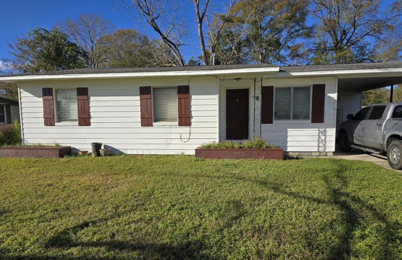 Pensacola House: 24 Ivanhoe Ave