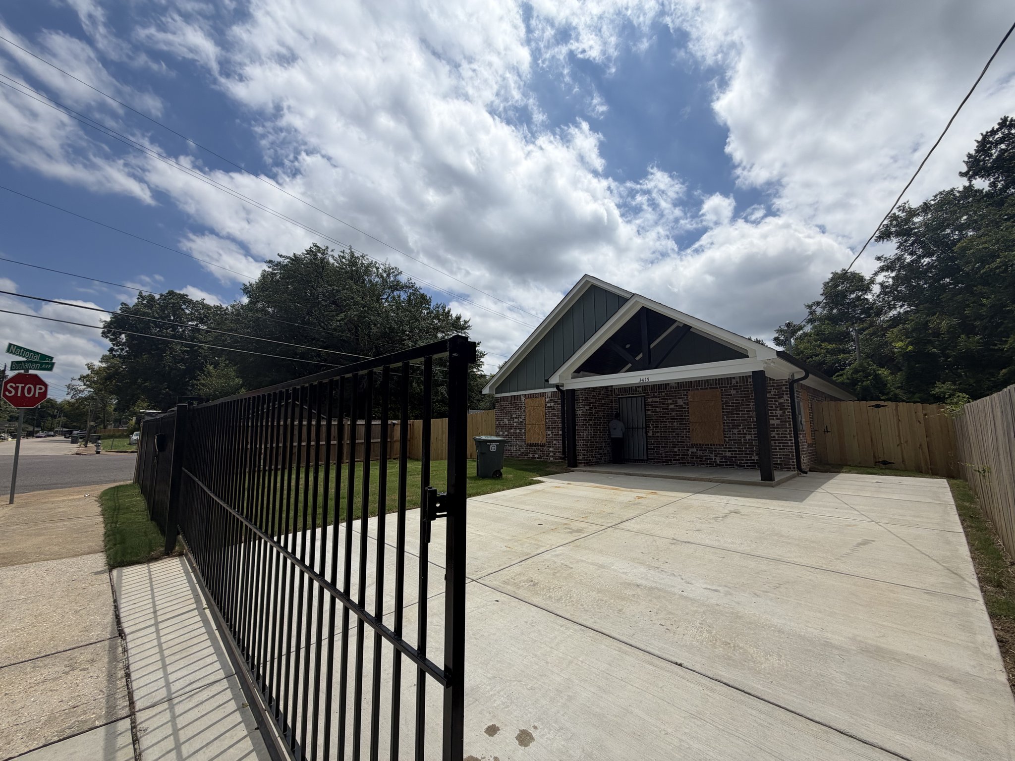 Memphis House: 3415 Buchanan Ave