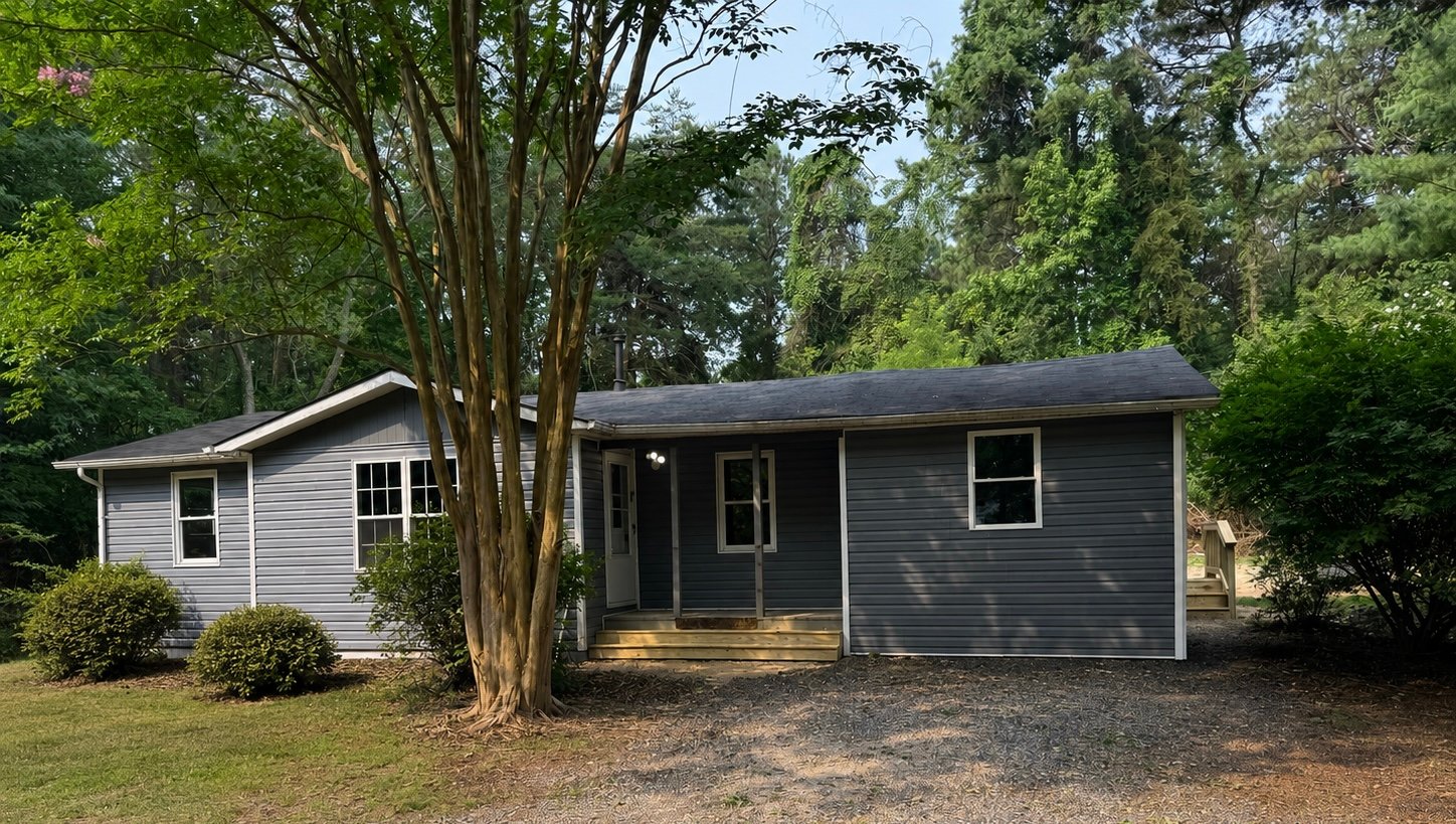 Hollywood House: 44297 Miles Village Dr