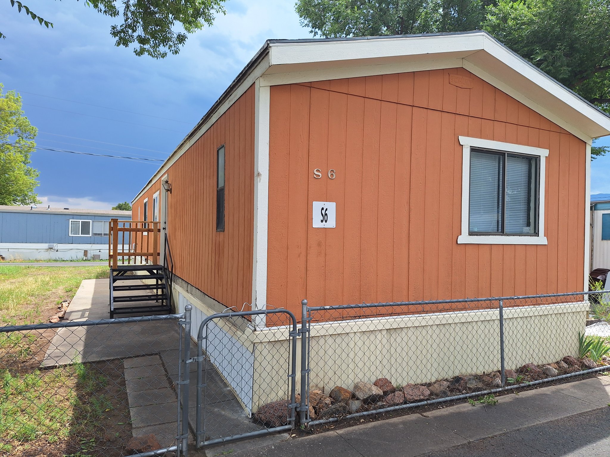 Colorado Springs House: 3410 N El Paso St