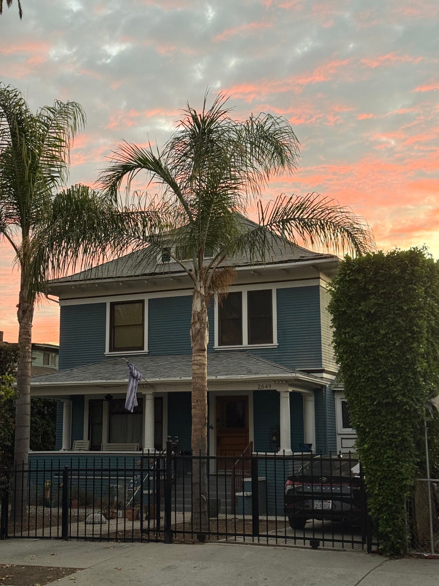 Los Angeles Multiplex: 2649 Sichel Street