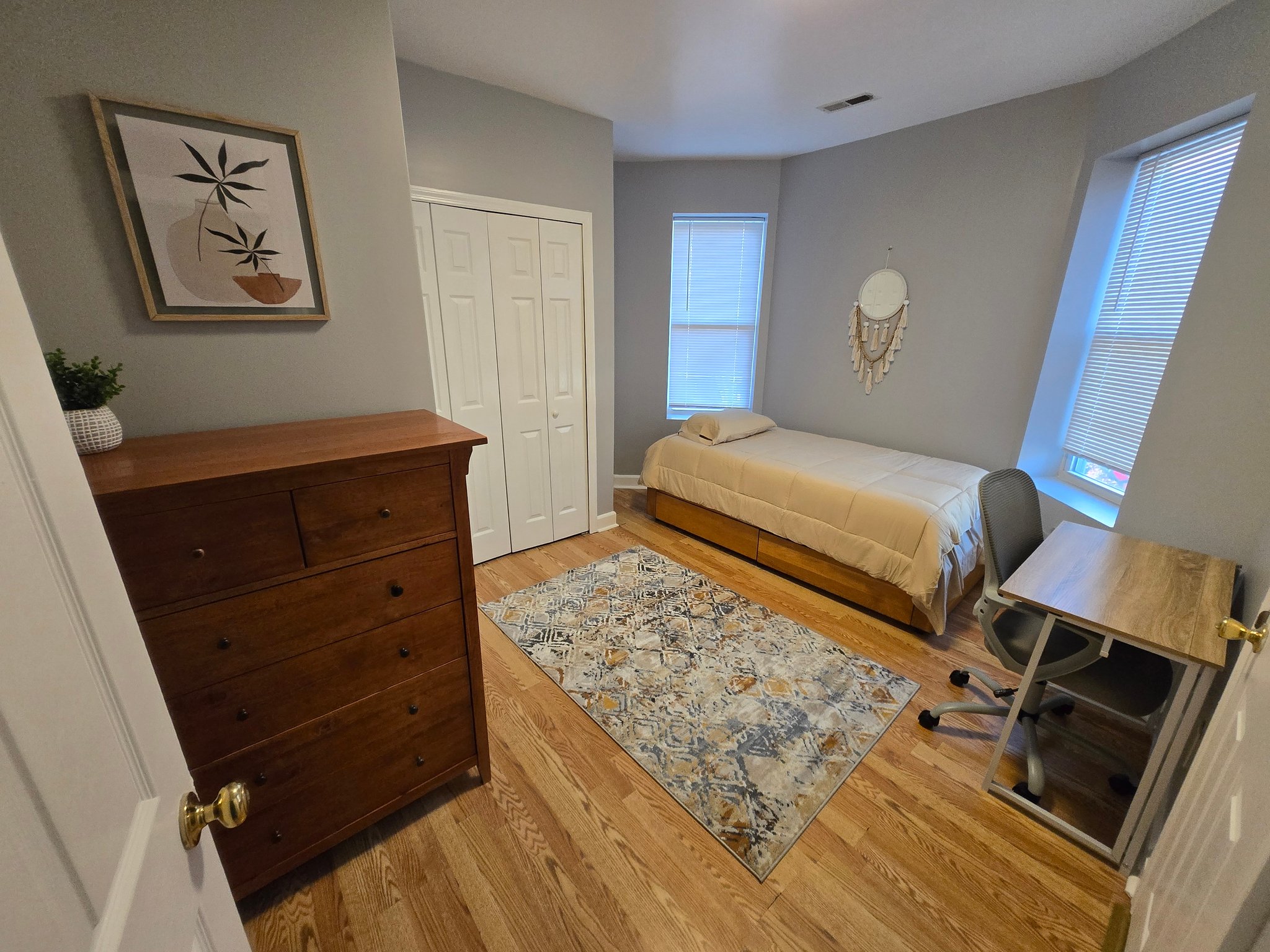 Washington DC Single Room: 411 Hobart Place