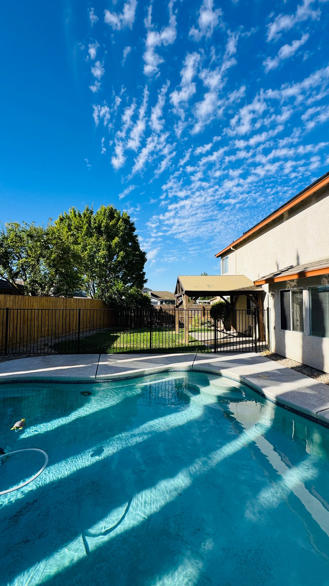 Lathrop House: 924 Long Barn Dr