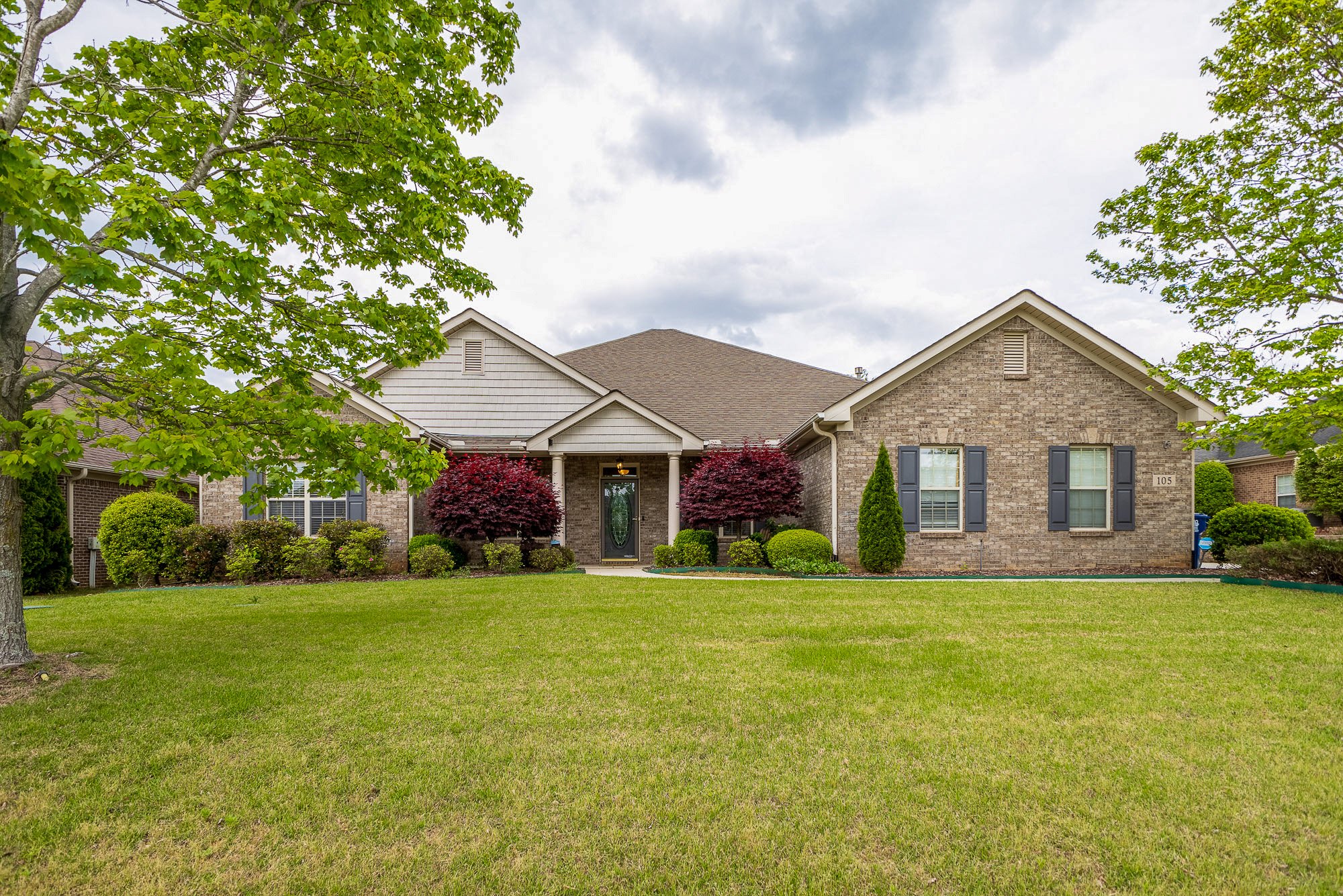 Harvest House: 105 Blanca dr