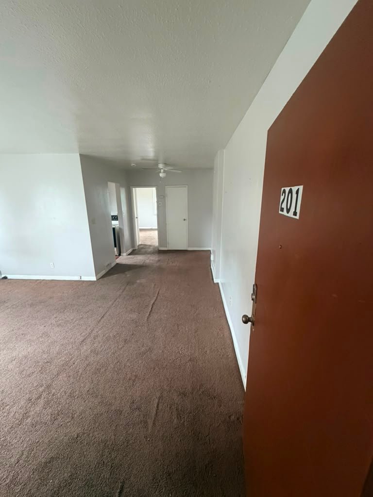 cleveland Apartment: 14000 Superior Rd East Cleveland, OH 44112