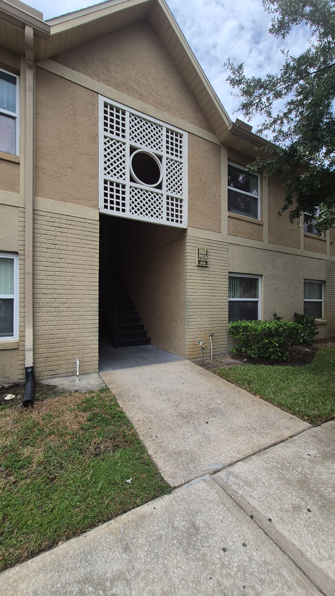 Orlando Apartment: 9924 Sweepstakes Ln