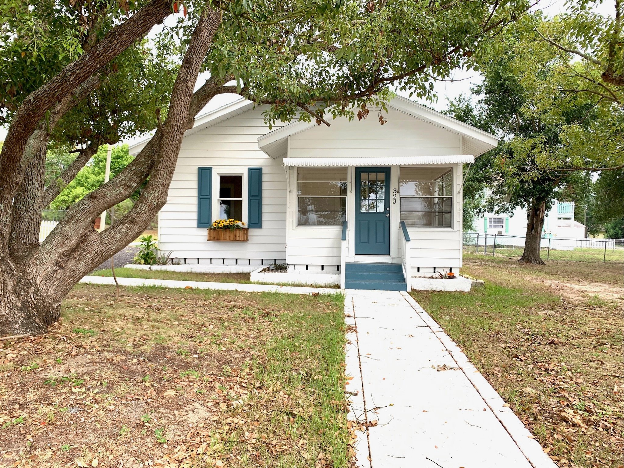 SEBRING House: 323 Matlo Avenue