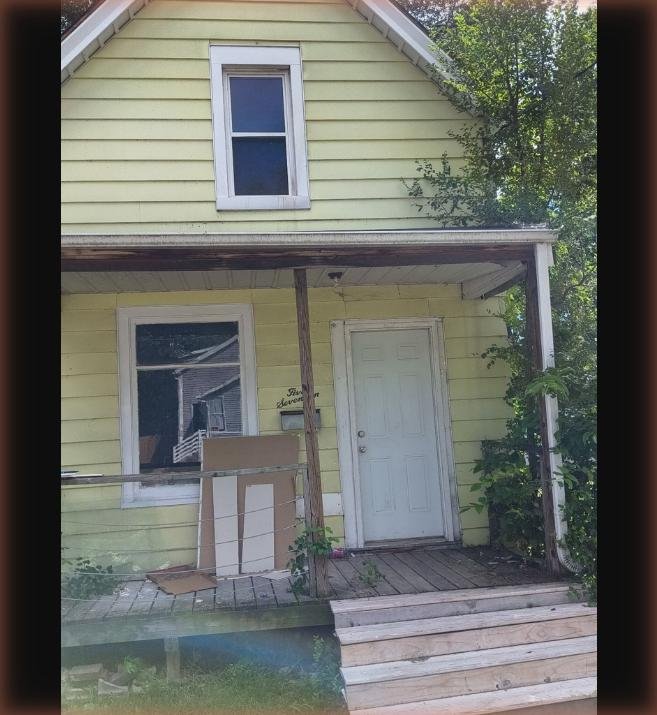 Peoria House: 517 Vine St