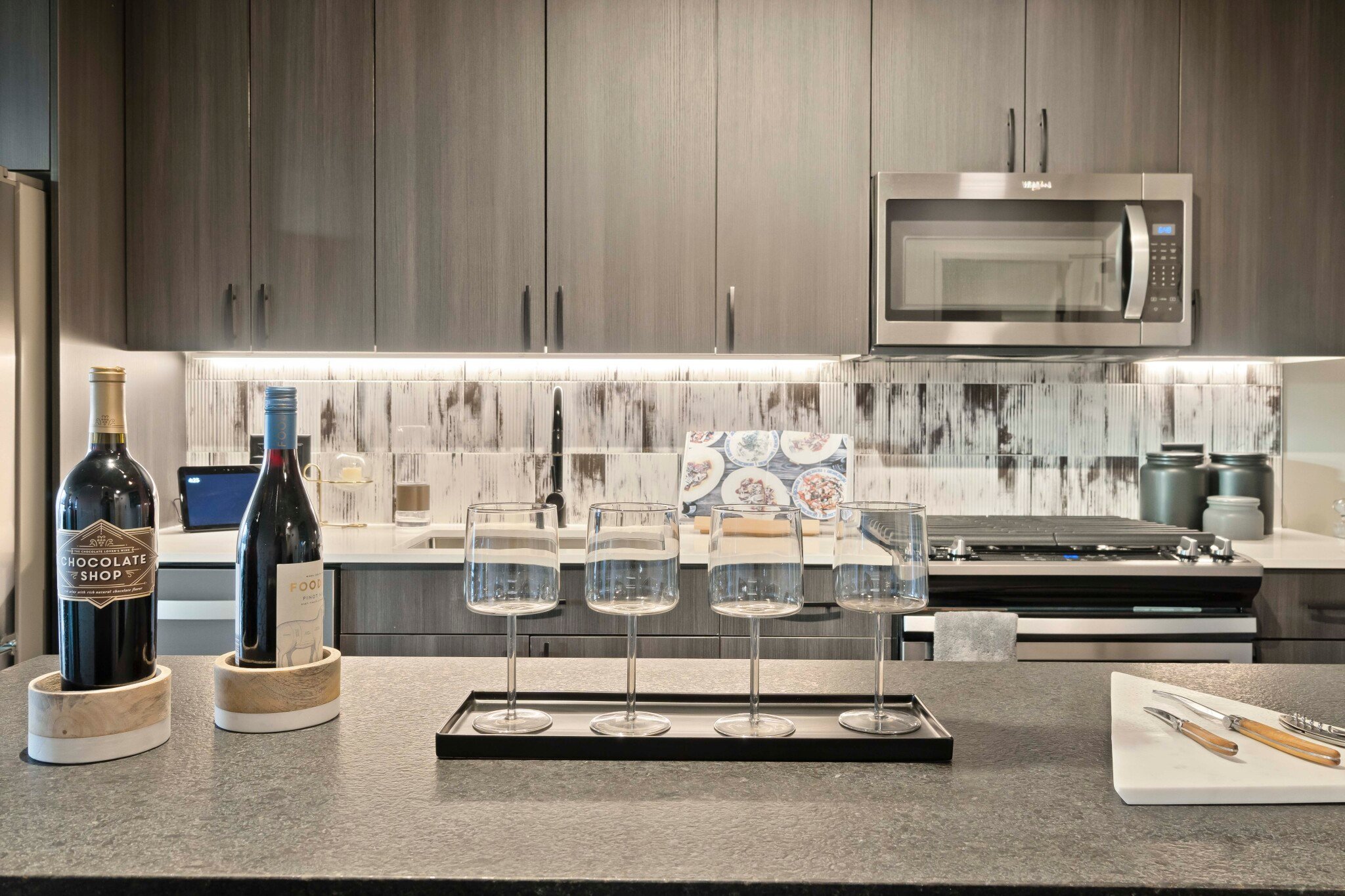 Chicago Condo: 182 N Ada St, Chicago