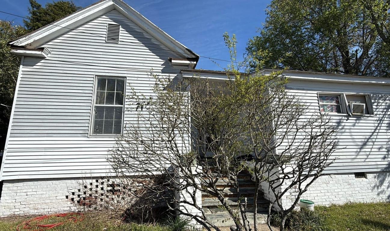 Augusta House: 1903 Heckle Street