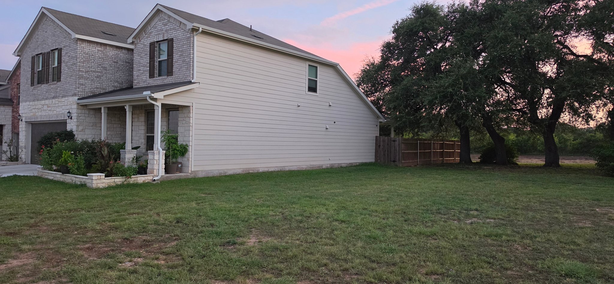 Leander House: 109 Prairie Falcon Way