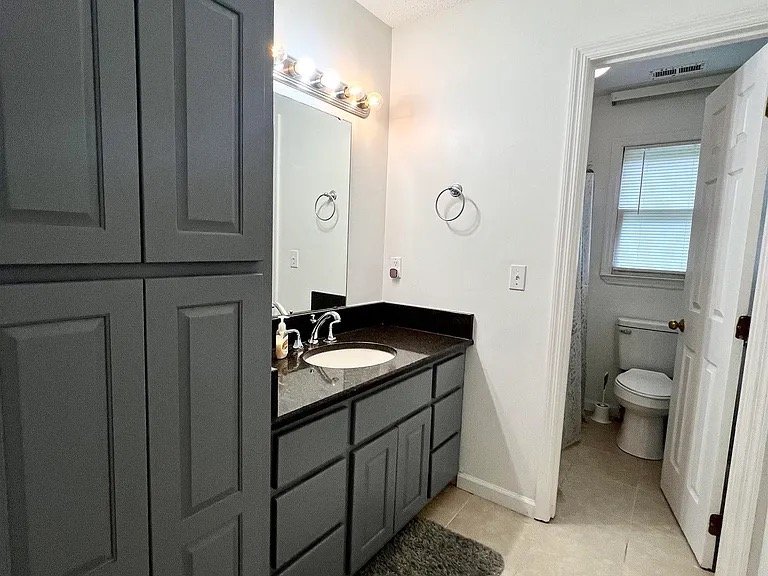 Guntersville House: 3392 Cedar Ln