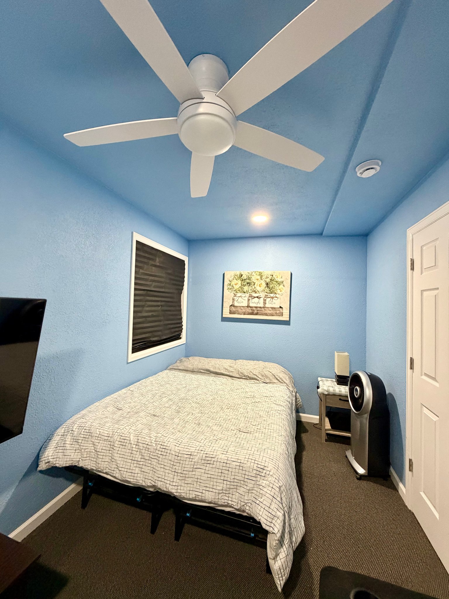 Denver House: 20662 E 43rd Ave