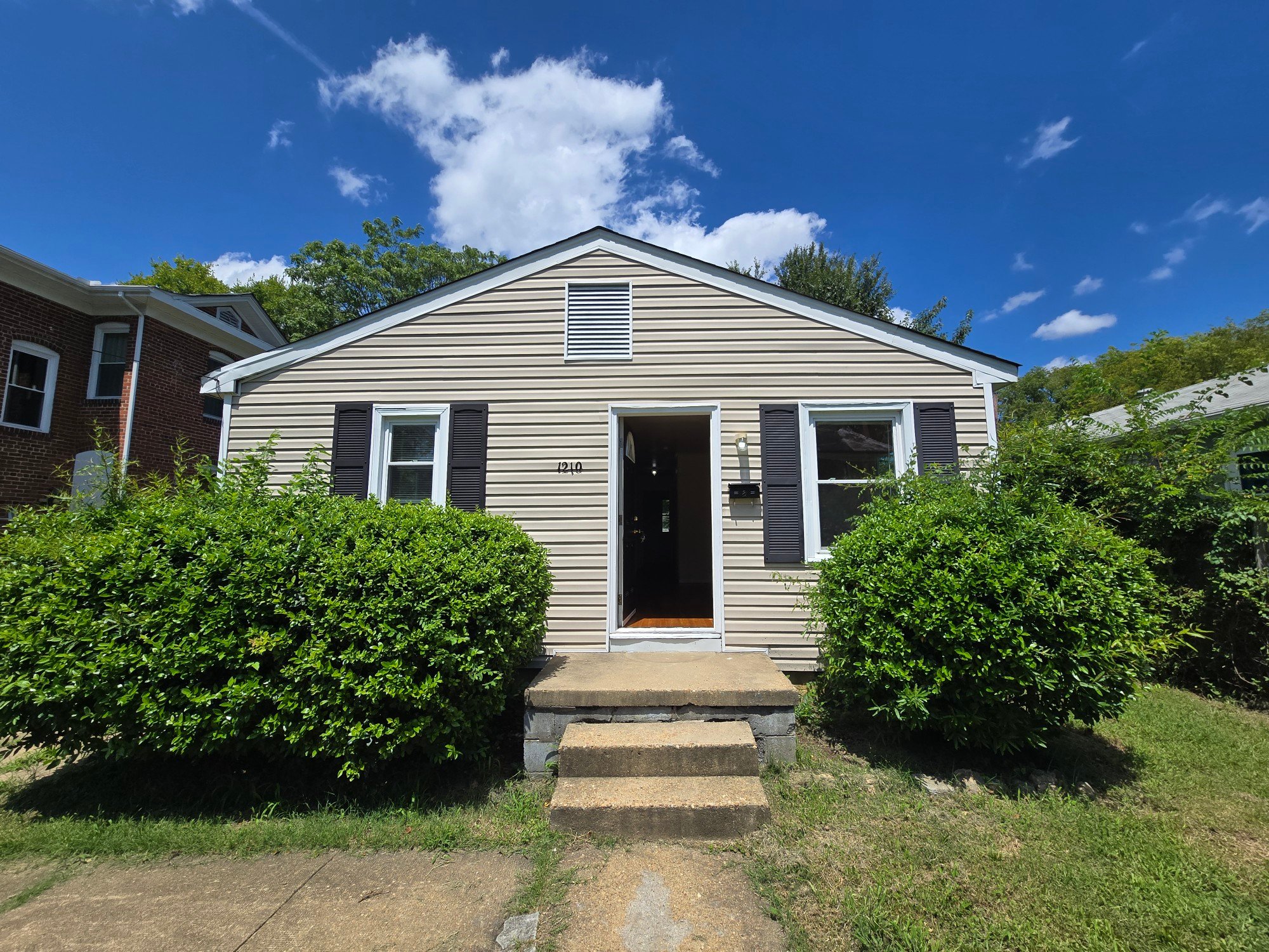 Richmond House: 1210 Carlisle Ave