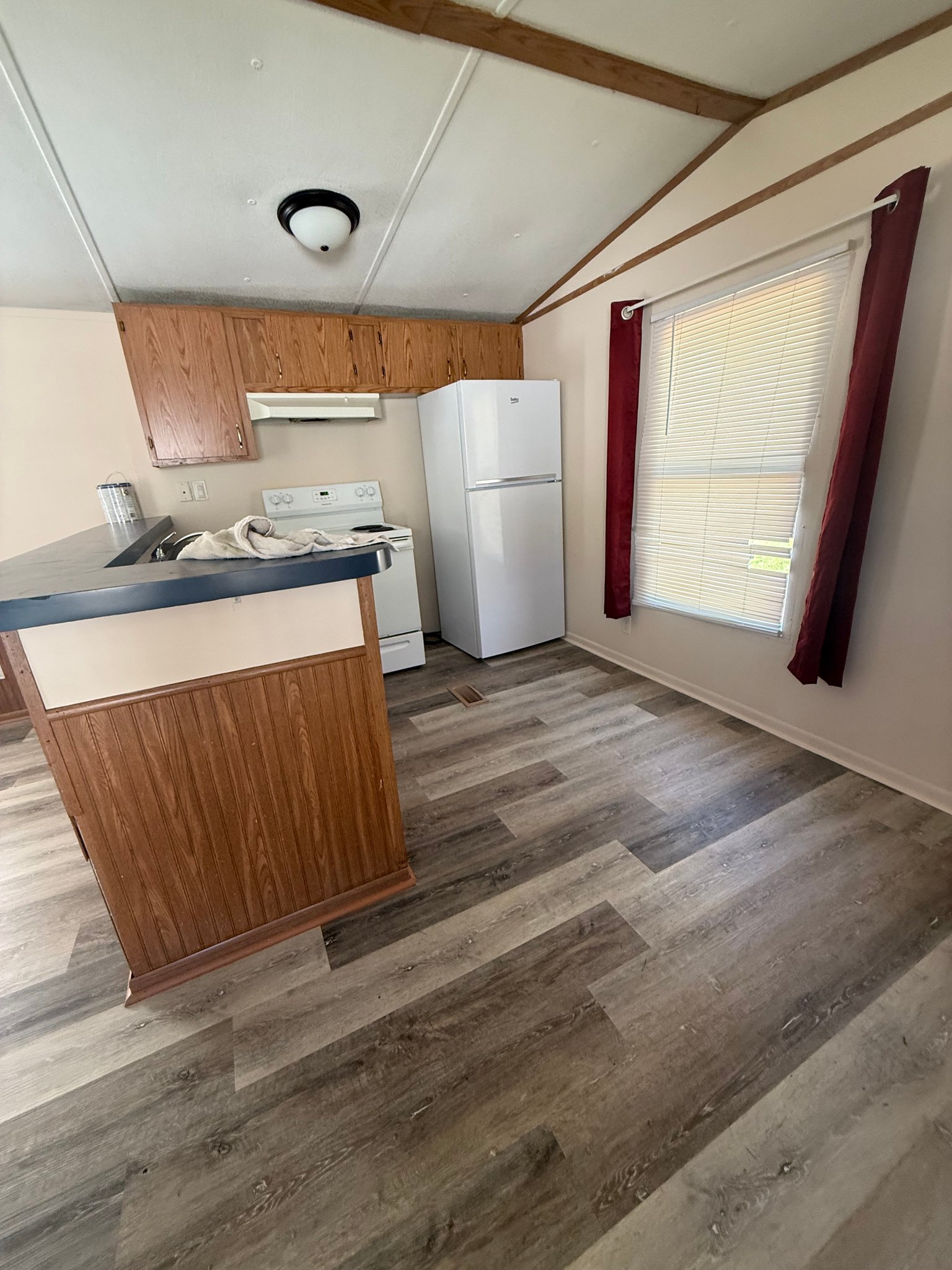 Raceland House: 1038 Rodgers Ave