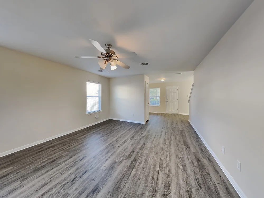 Houston House: 16419 Noble Meadow Ln