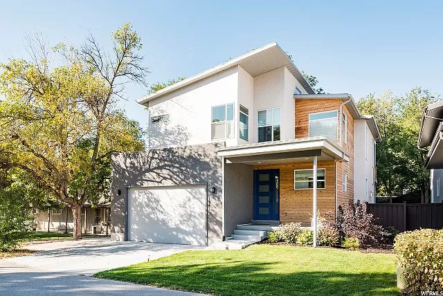 Holladay House: 1941 E nunley cir