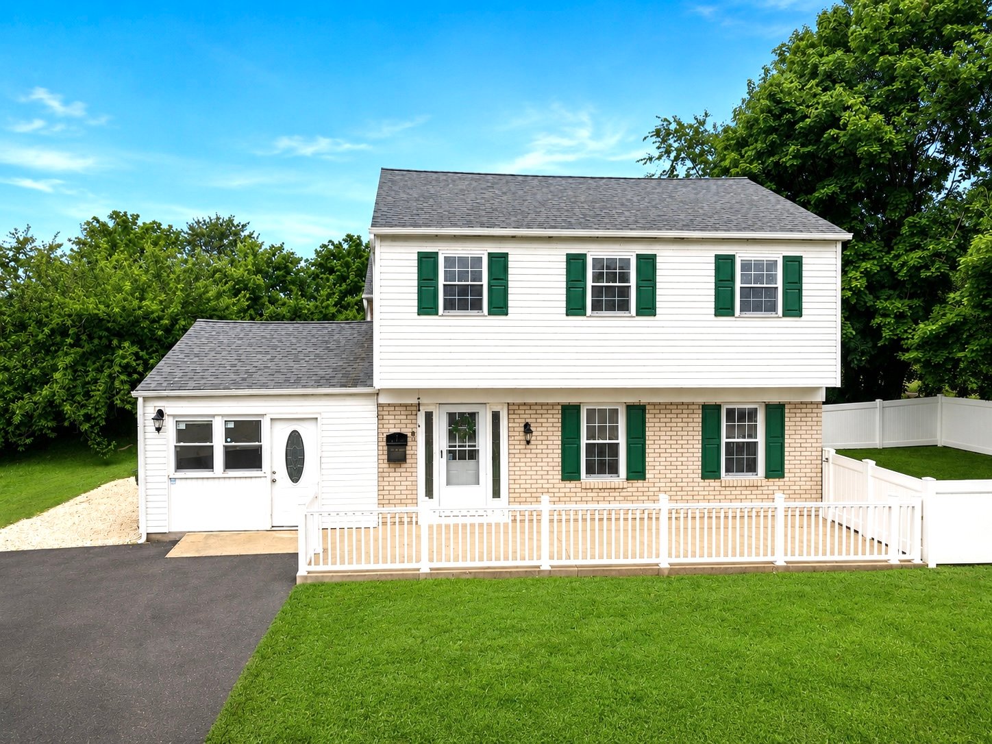 Glenside House: 154 Central Ave