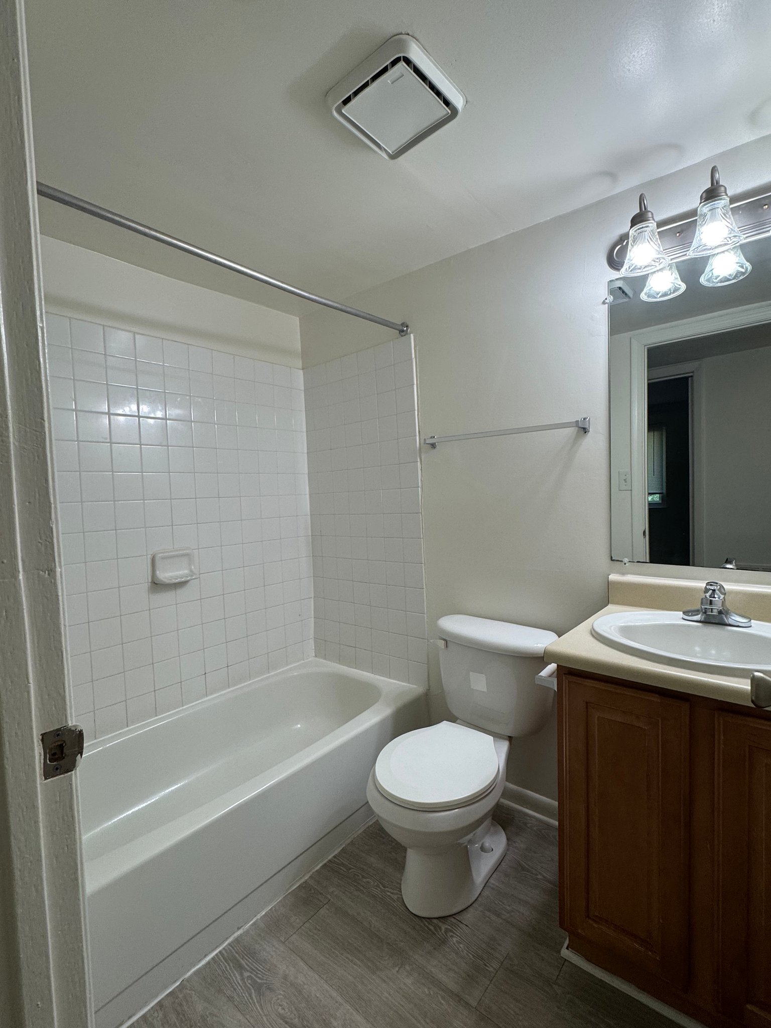Lynchburg Apartment: 600 Reusens Road