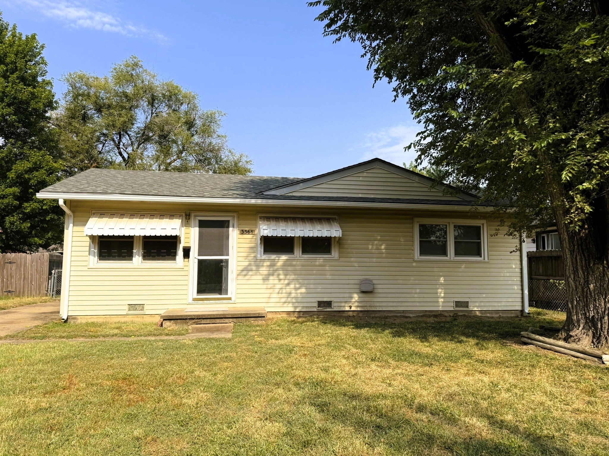 Wichita House: 3368 S Vine