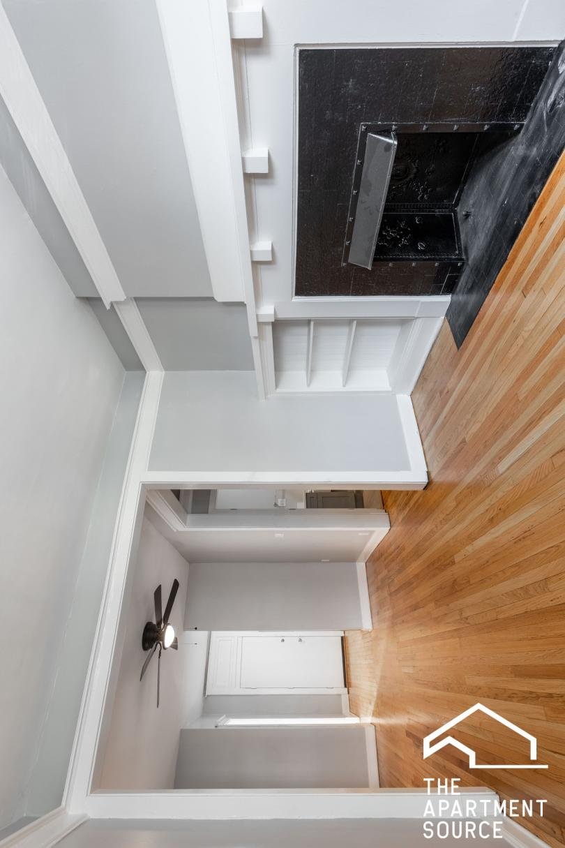 Chicago Condo: 1251 W Rosemont