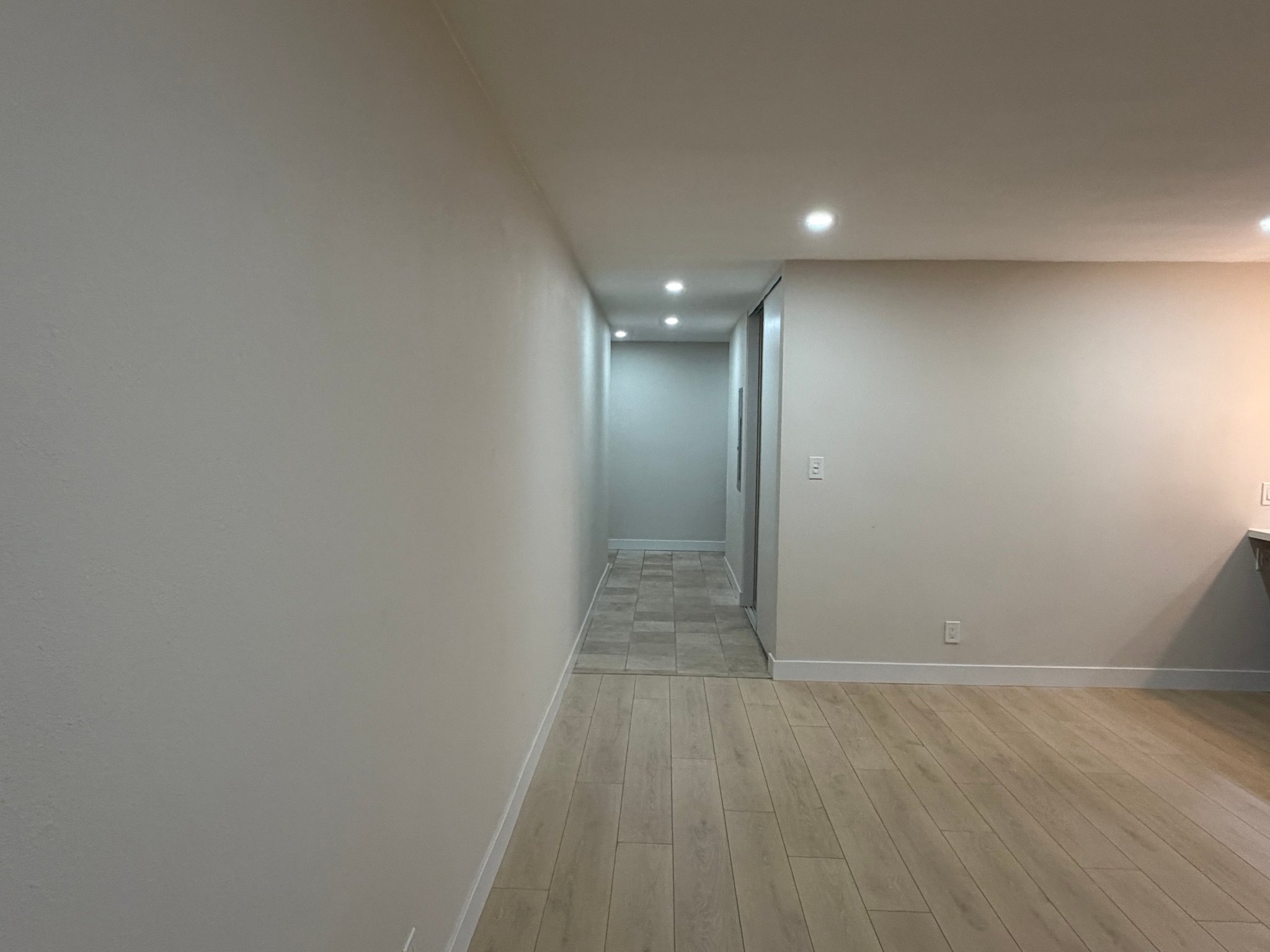 Long Beach Condo: 1061 Park Ave