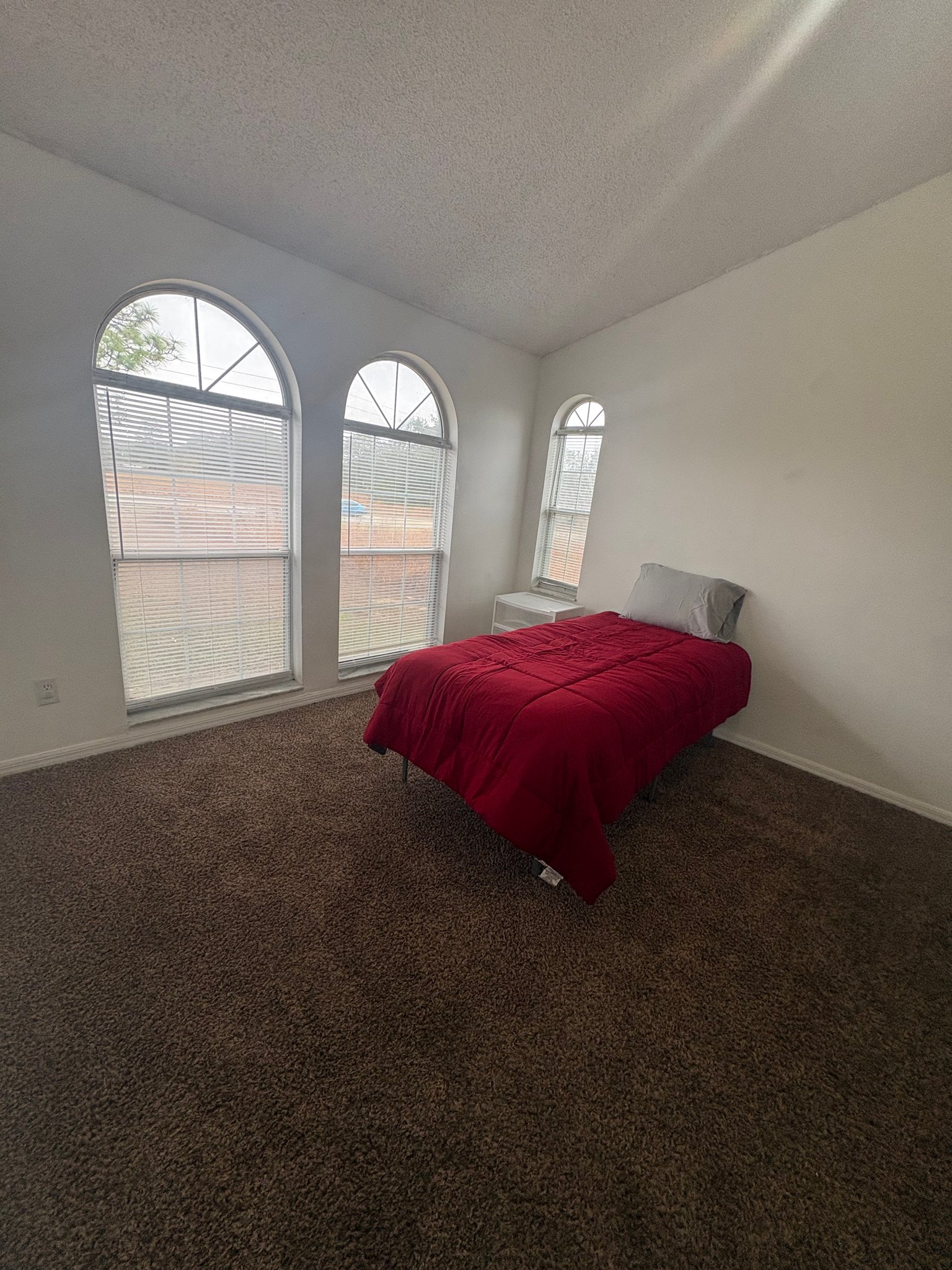 Ocala Single Room: 6 pine pass terrace