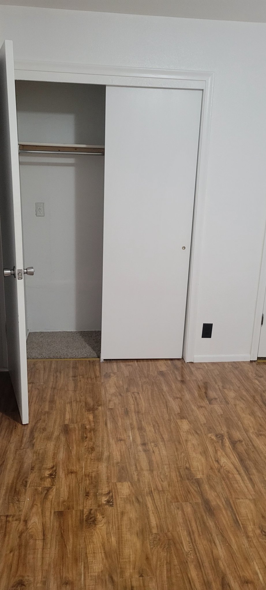 Kearns Single Room: 4977 South 5415 West