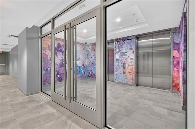 Boston Apartment: 41 Lagrange St