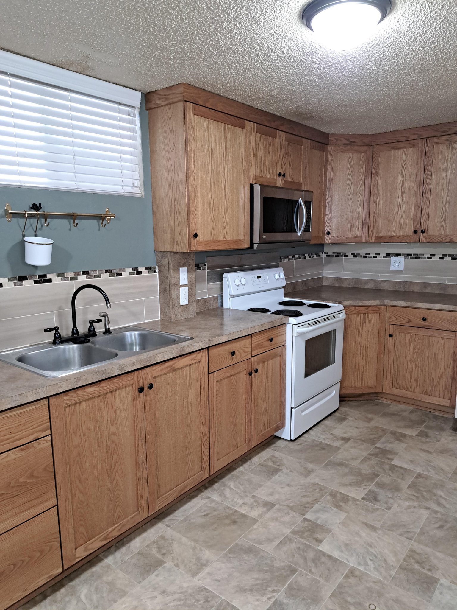 Provo Townhome: 578 N 750 W