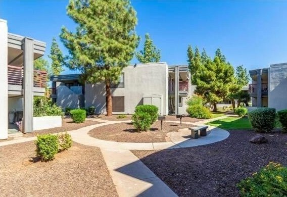 phoenix Condo: 3434 W Danbury Dr