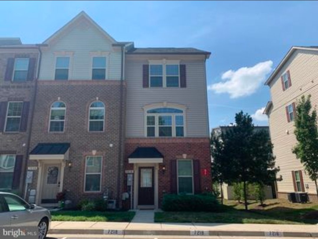 HANOVER Townhome: 7218 Winding Hills Dr