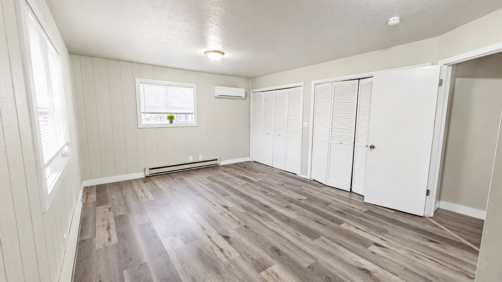 Sunset Single Room: 45 W 1600 N