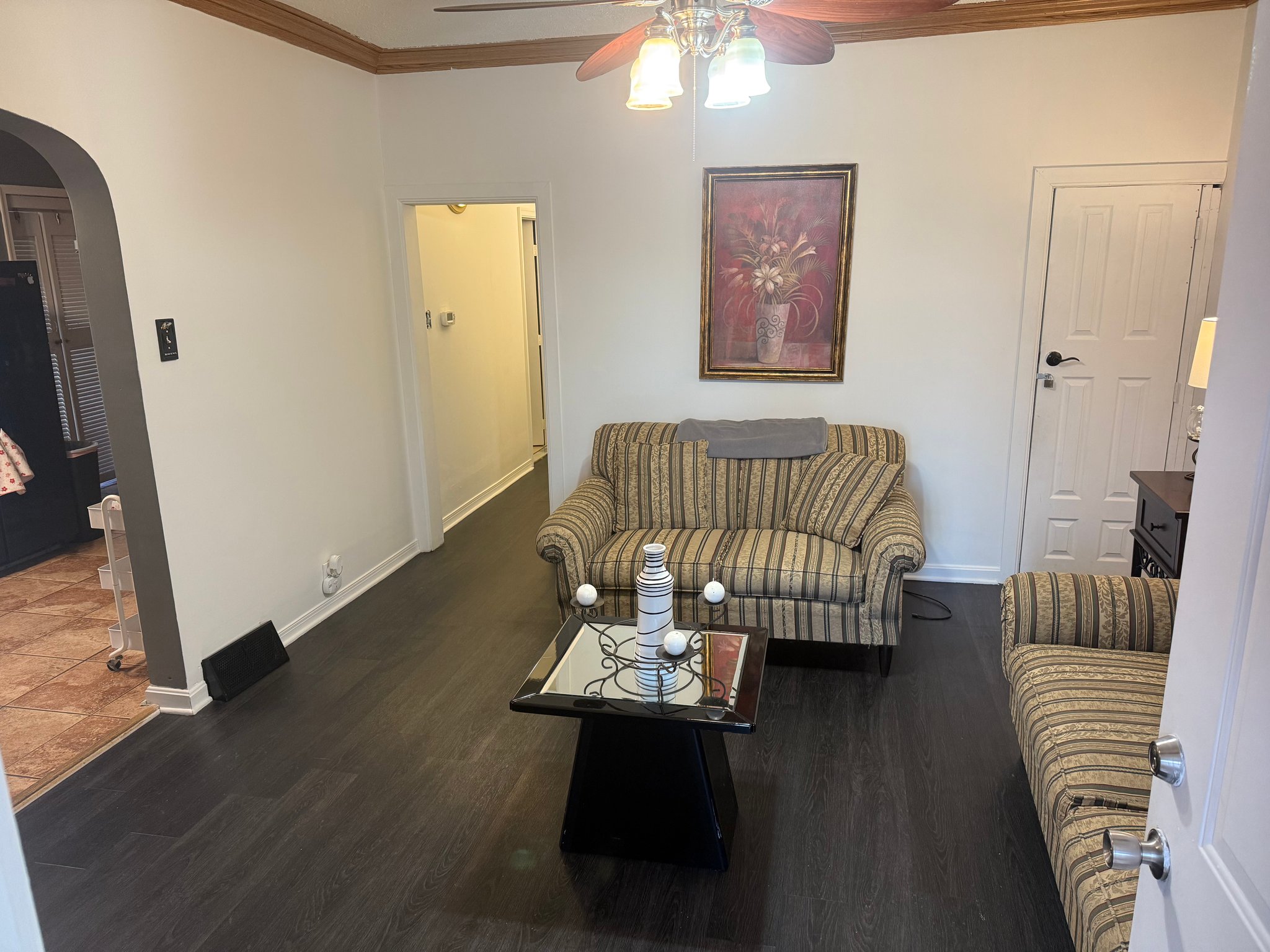 Brooklyn House: 9 3rd Ave