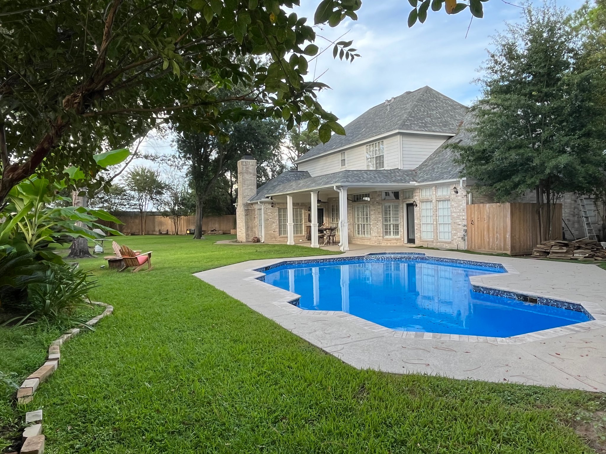 Houston House: 5707 Honor Ct