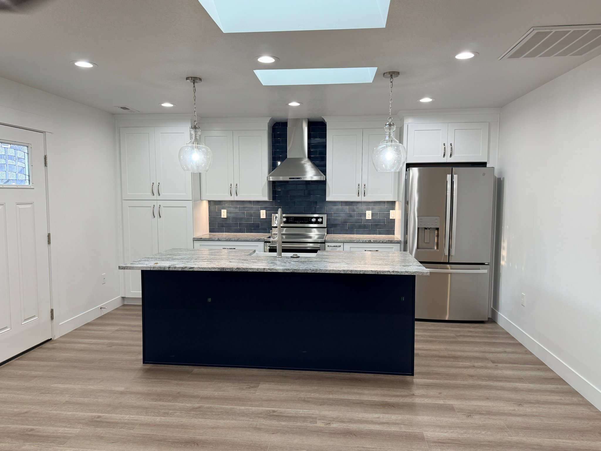 South Jordan Multiplex: 10252 S Jordan Creek Dr