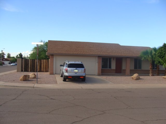 Chandler House: 2698 W McNair Street