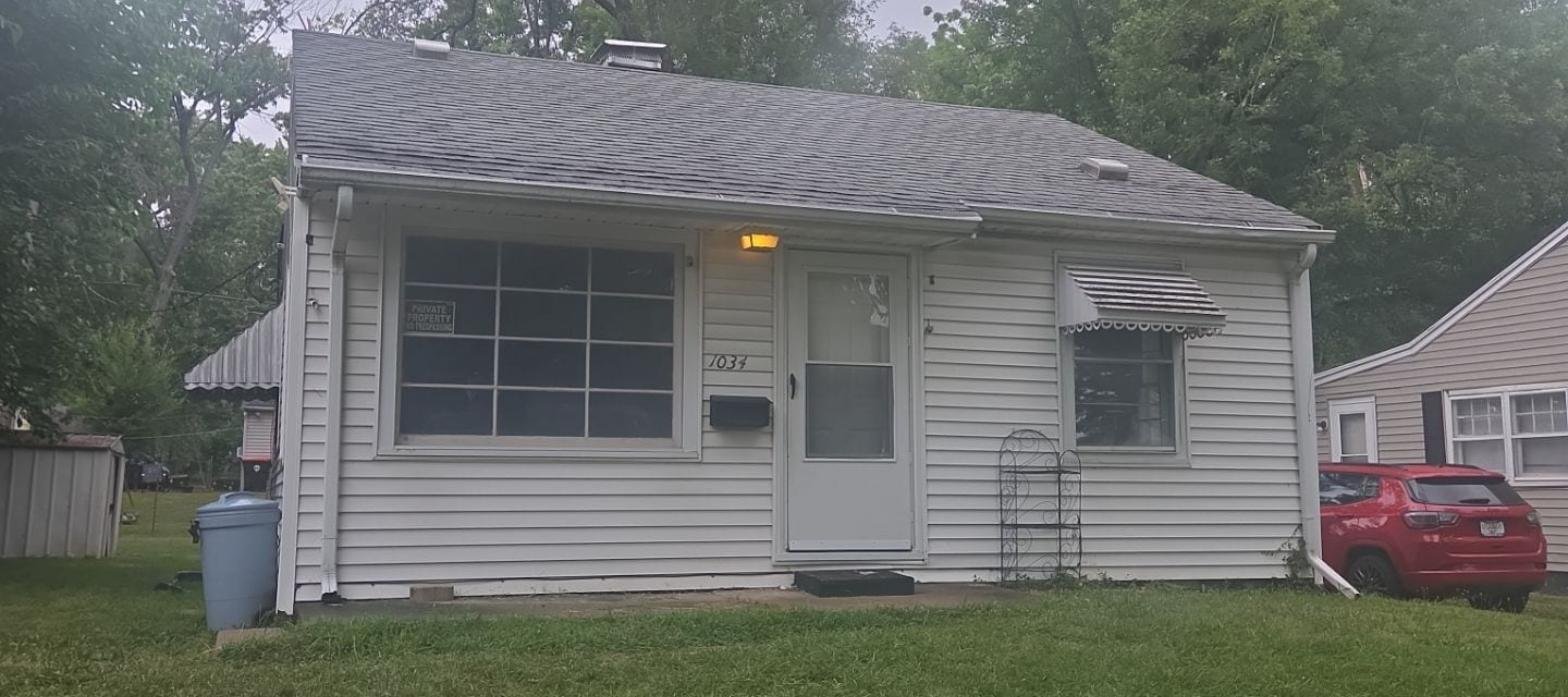 Peoria House: 1034 S Tonti Cir