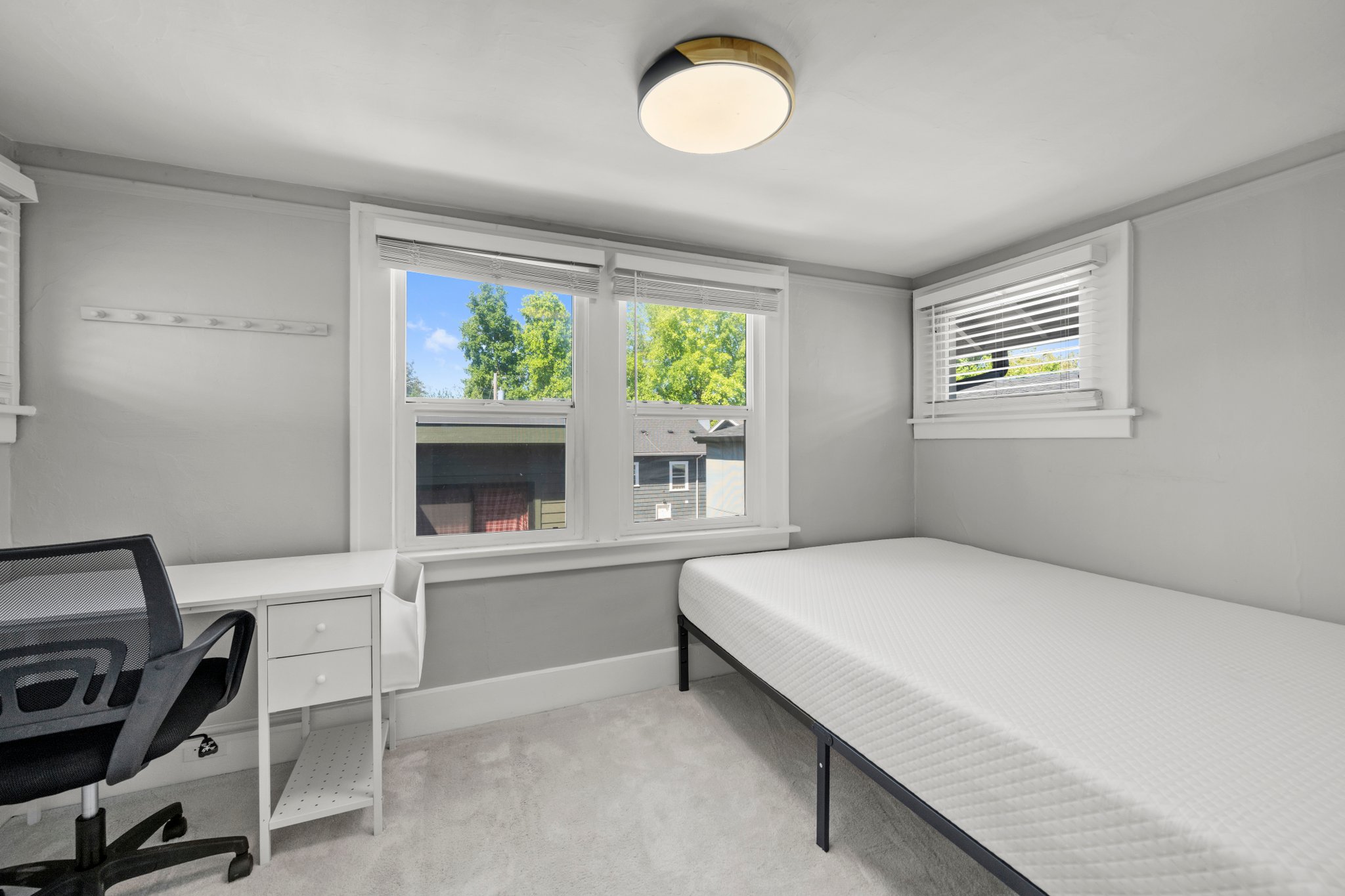 Seattle Single Room: 4525 5th Ave NE