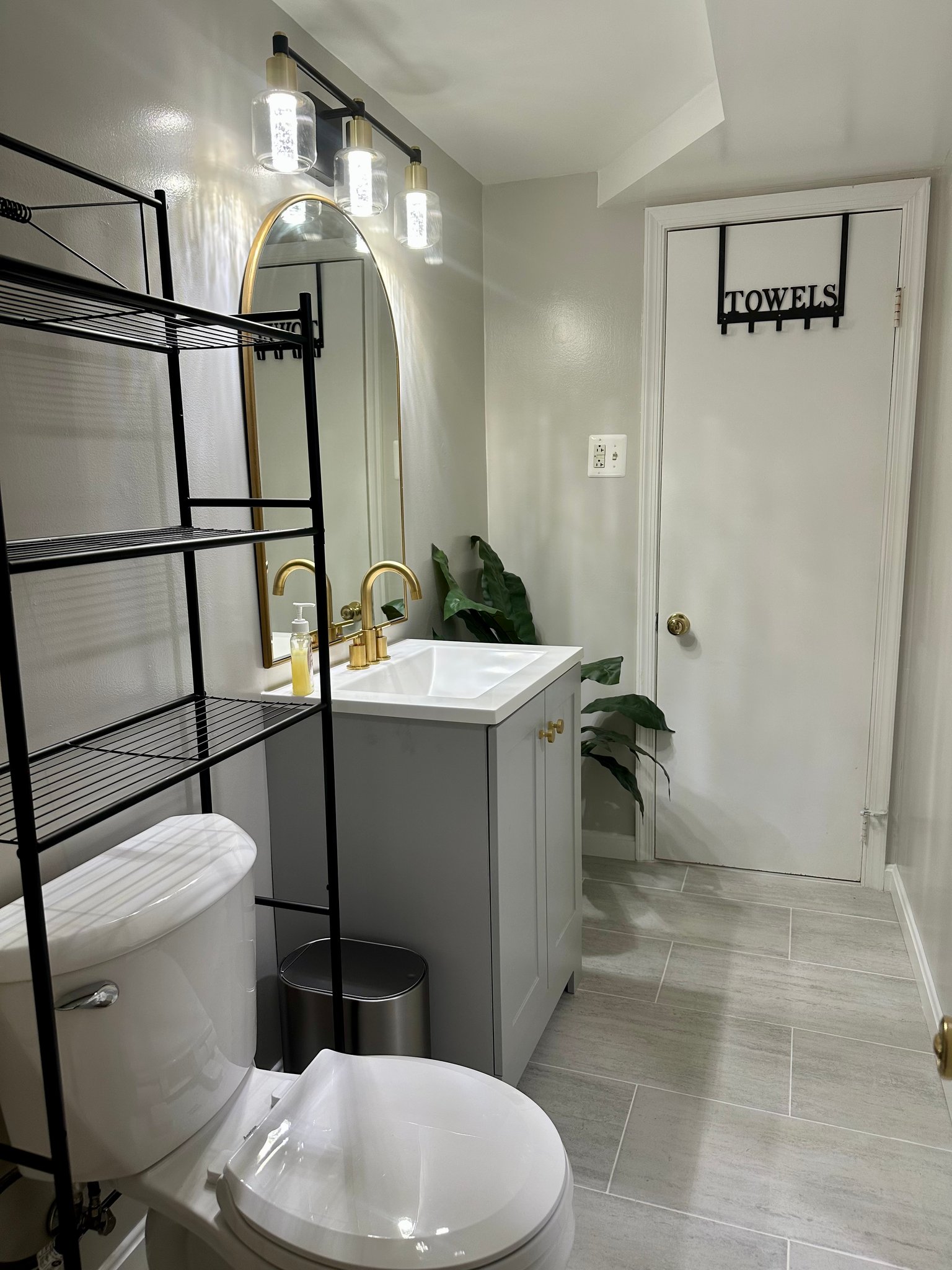 Bethesda House: 7501 Elmore Ln