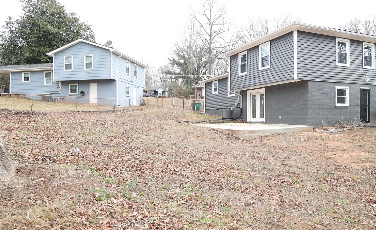 Atlanta House: 2657 Crestdale Cir SE