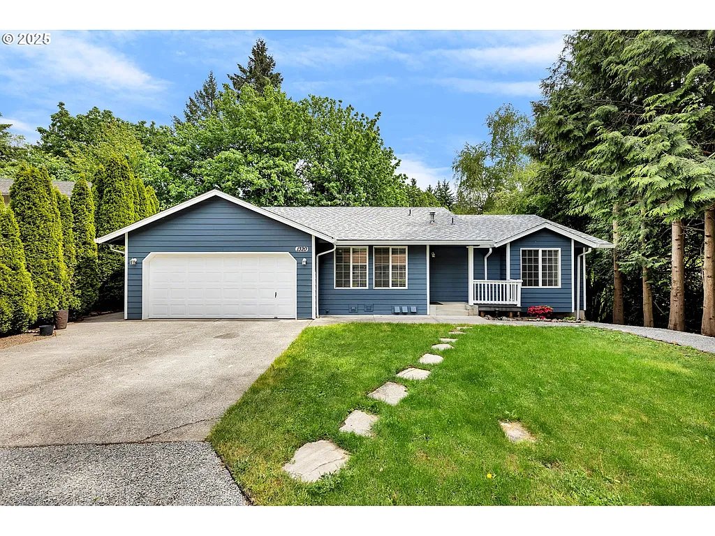 Camas Multiplex: 1320 NW Maple Ln