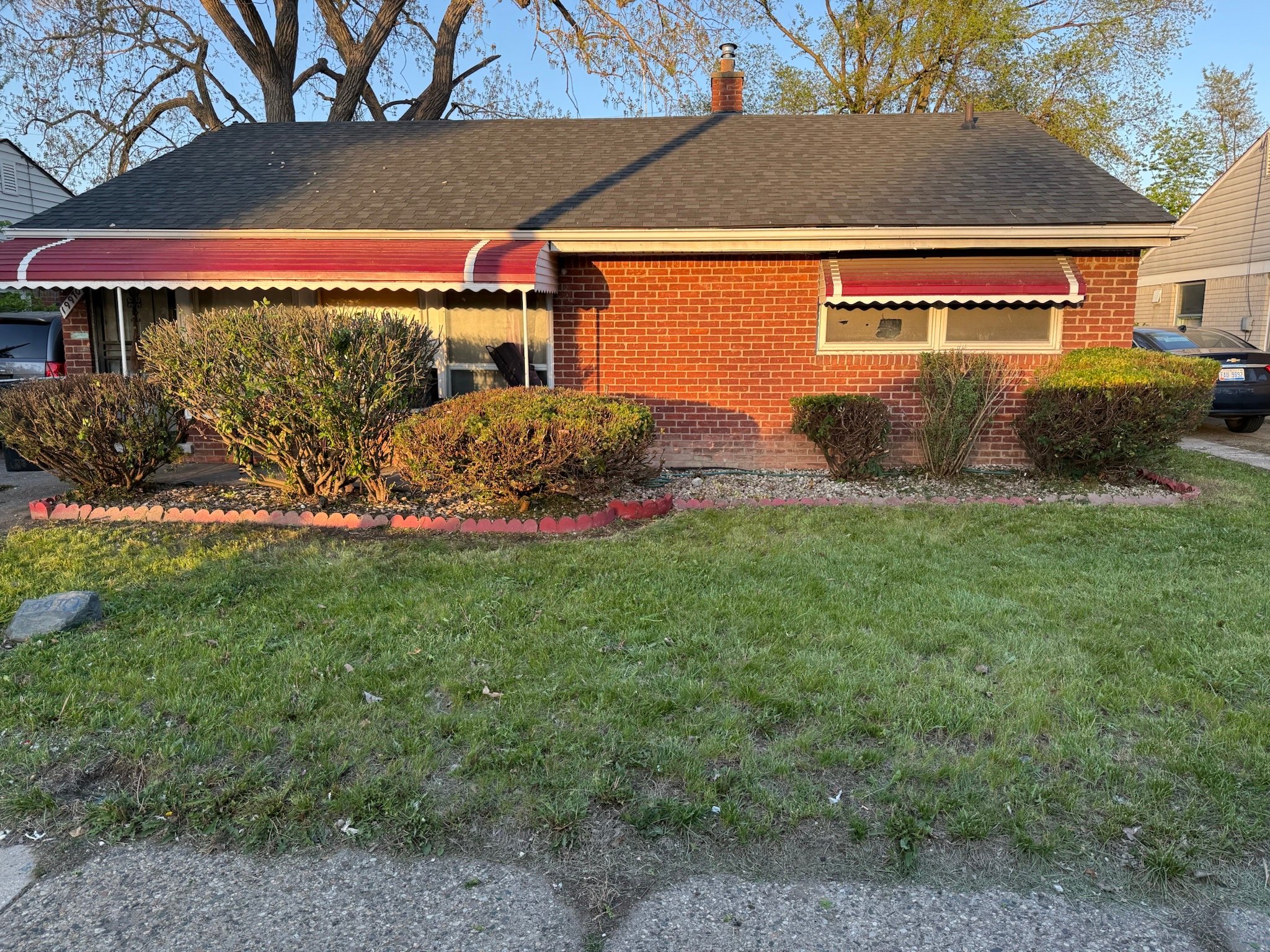 Detroit House: 19970 Wyoming st