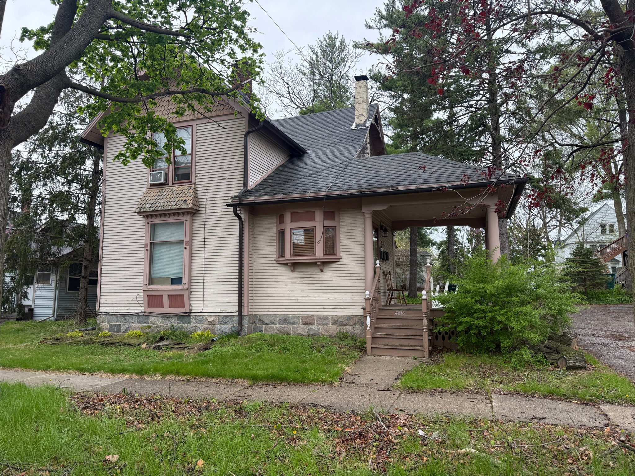 Lansing Multiplex: 512 W Ionia St