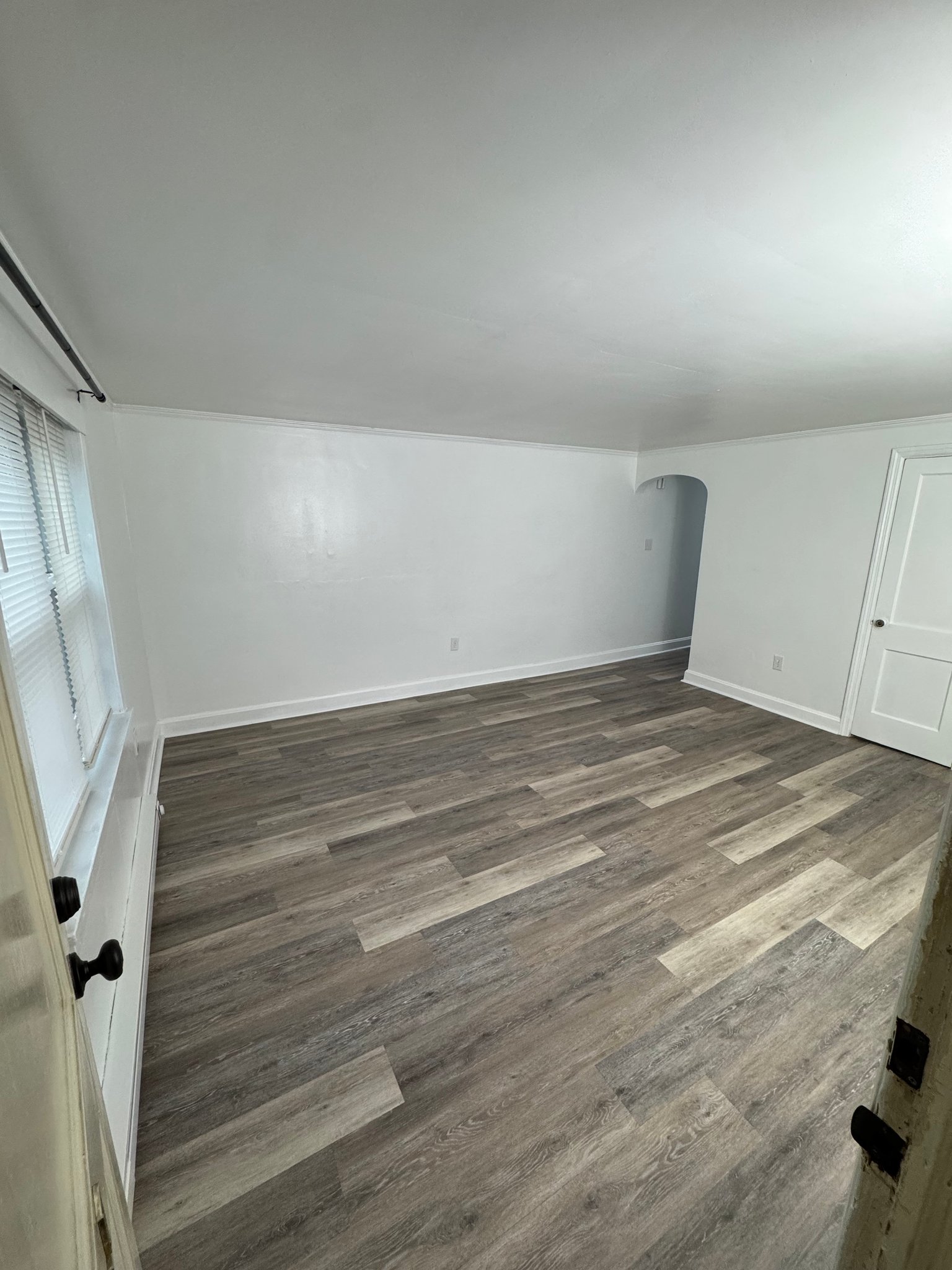 Carlisle Apartment: 137 N West St