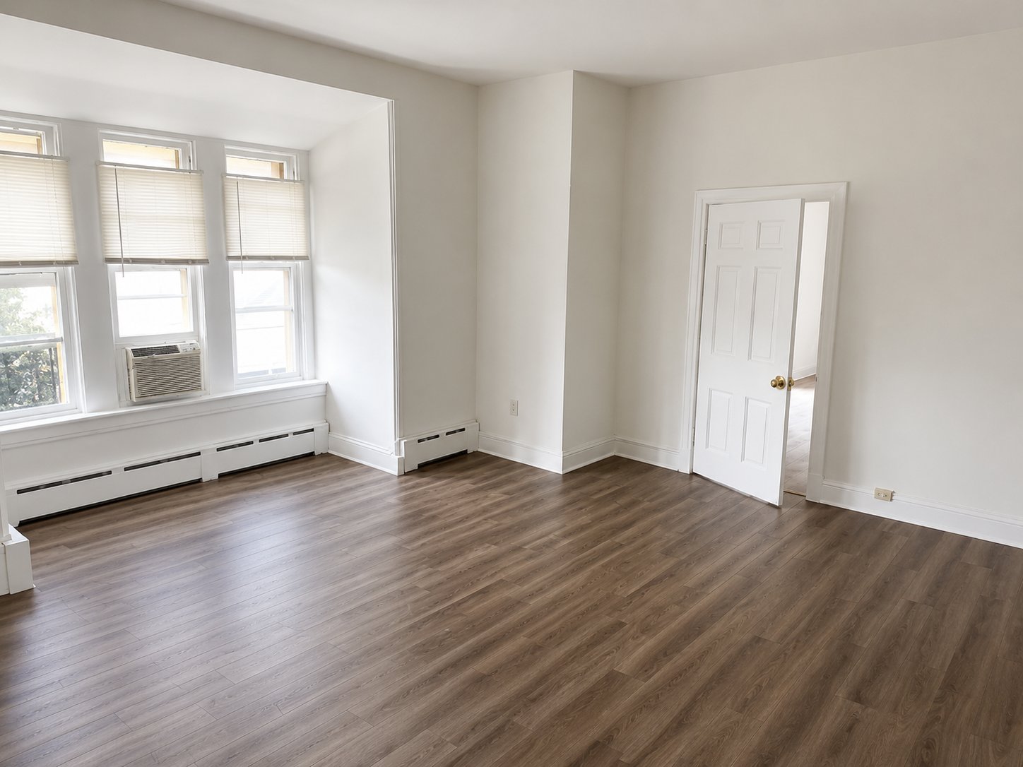 Downingtown Apartment: 201 Bradford Ave