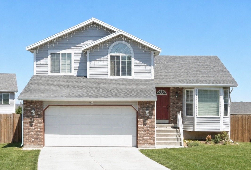 Taylorsville House: 6521 S 4165 W