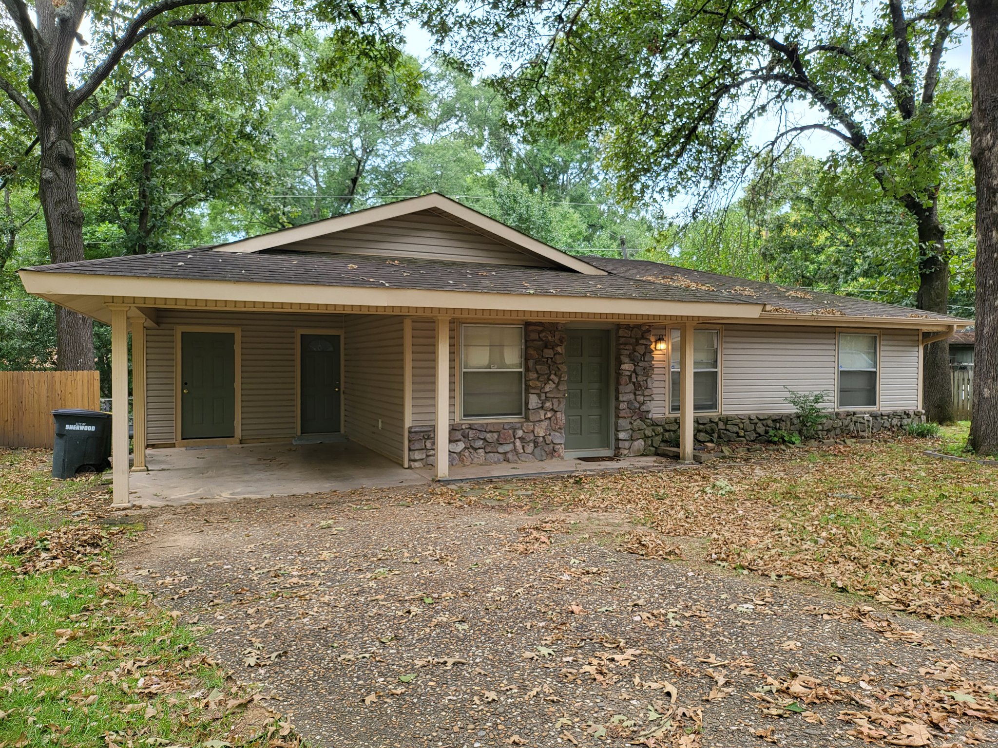 Sherwood House: 10 Northhaven Pl