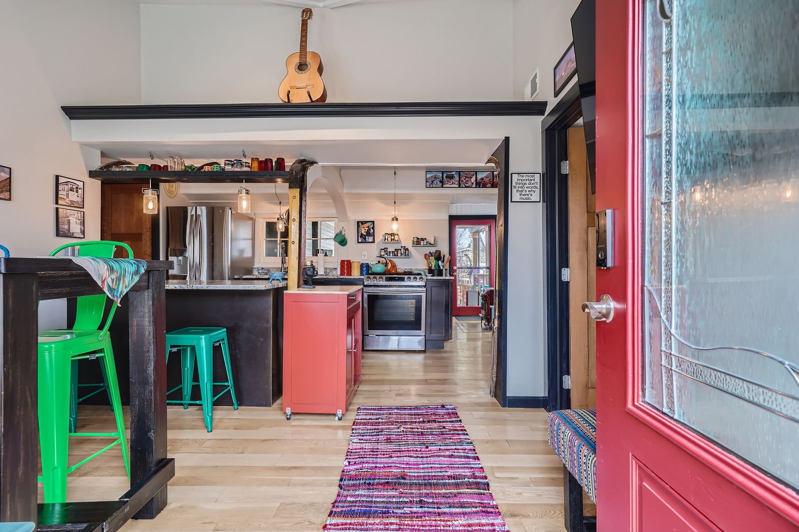 Golden House: 835 Urban St