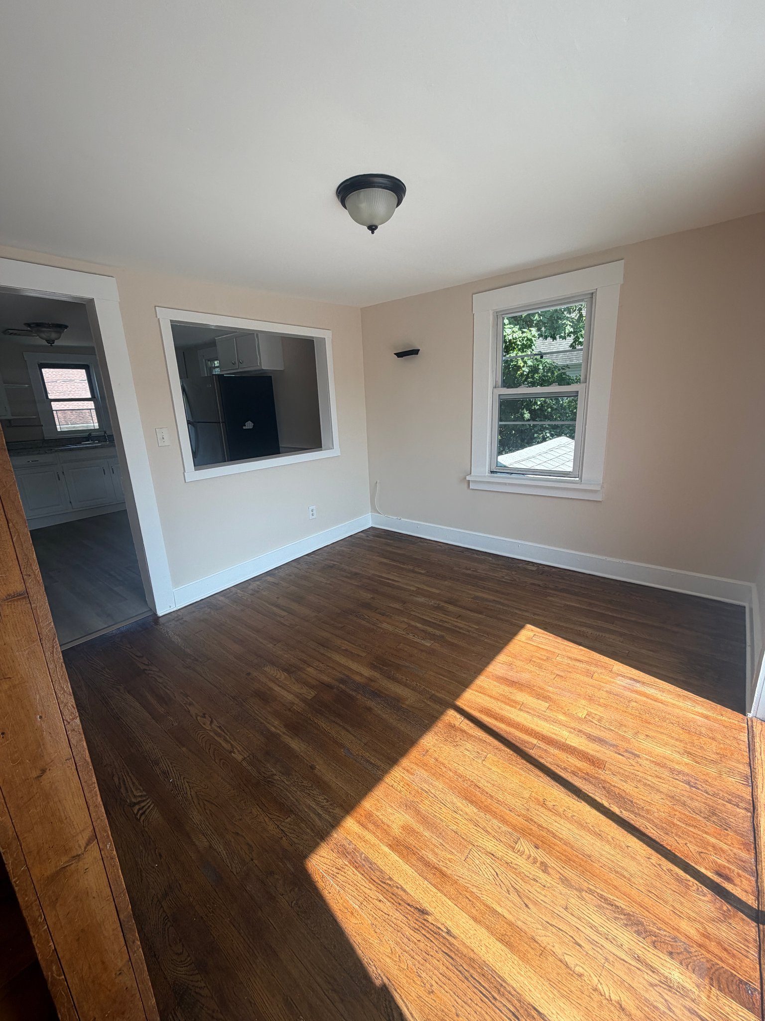 Ansonia Multiplex: 8 Vose St